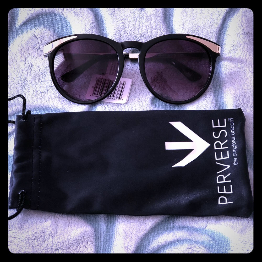 Perverse Round Sunglasses
